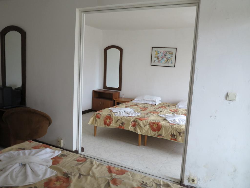 Hotel Tango โกลเดน แซนส์ ภายนอก รูปภาพ