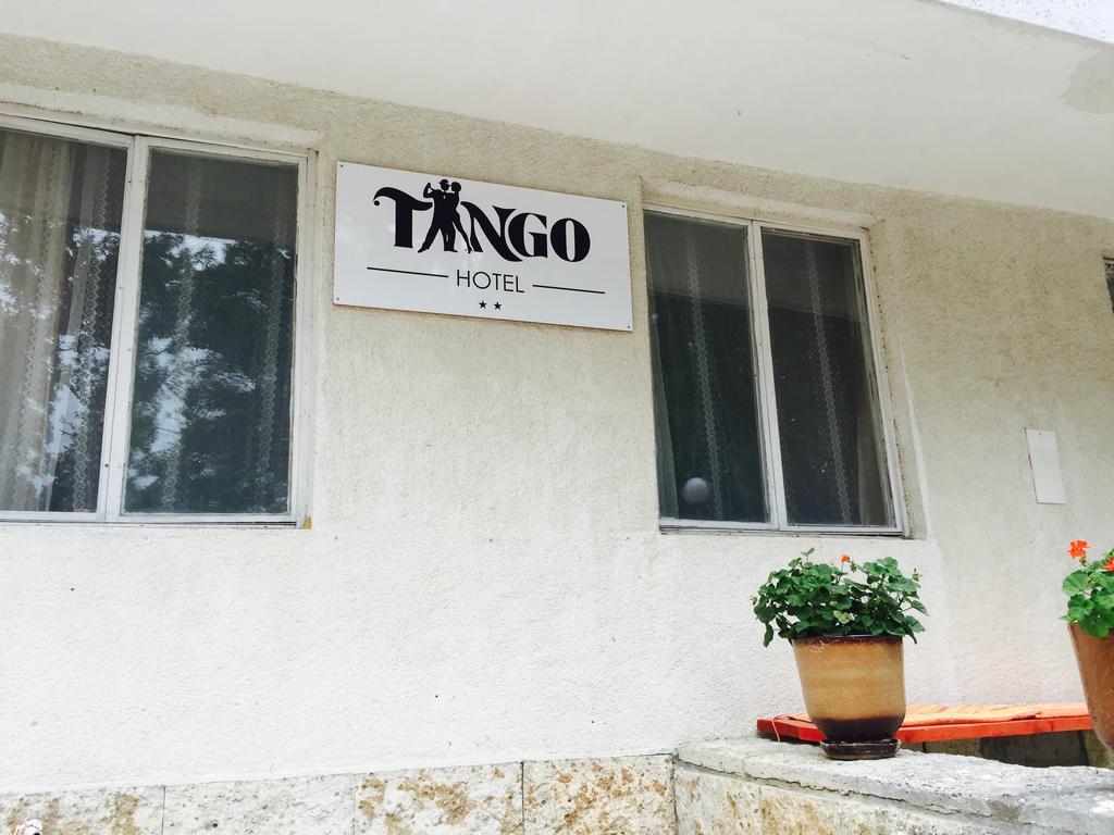 Hotel Tango โกลเดน แซนส์ ภายนอก รูปภาพ