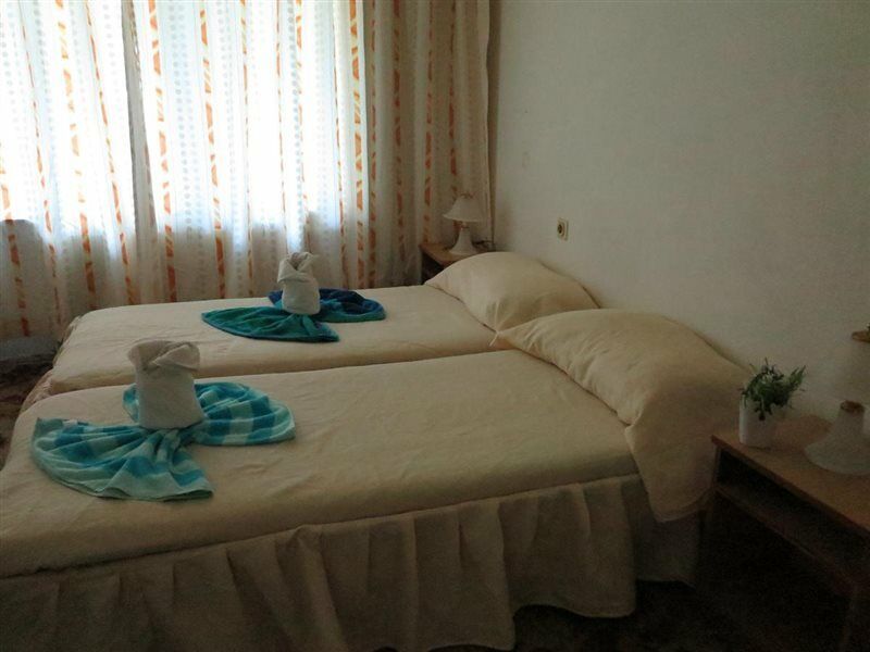 Hotel Tango โกลเดน แซนส์ ภายนอก รูปภาพ