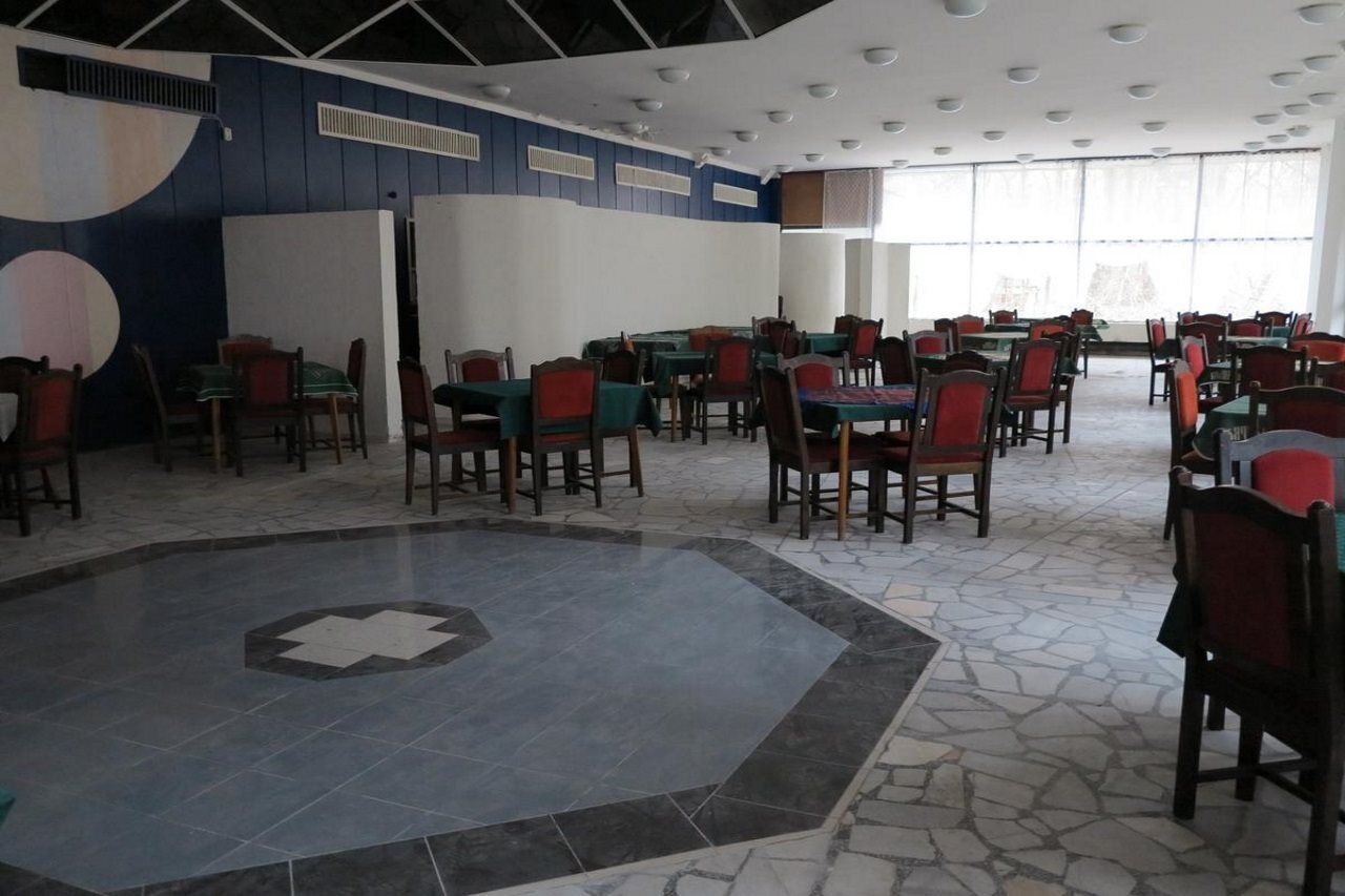 Hotel Tango โกลเดน แซนส์ ภายนอก รูปภาพ